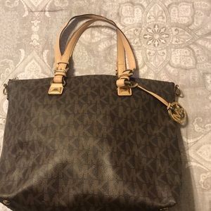 Michael Kors Tote
